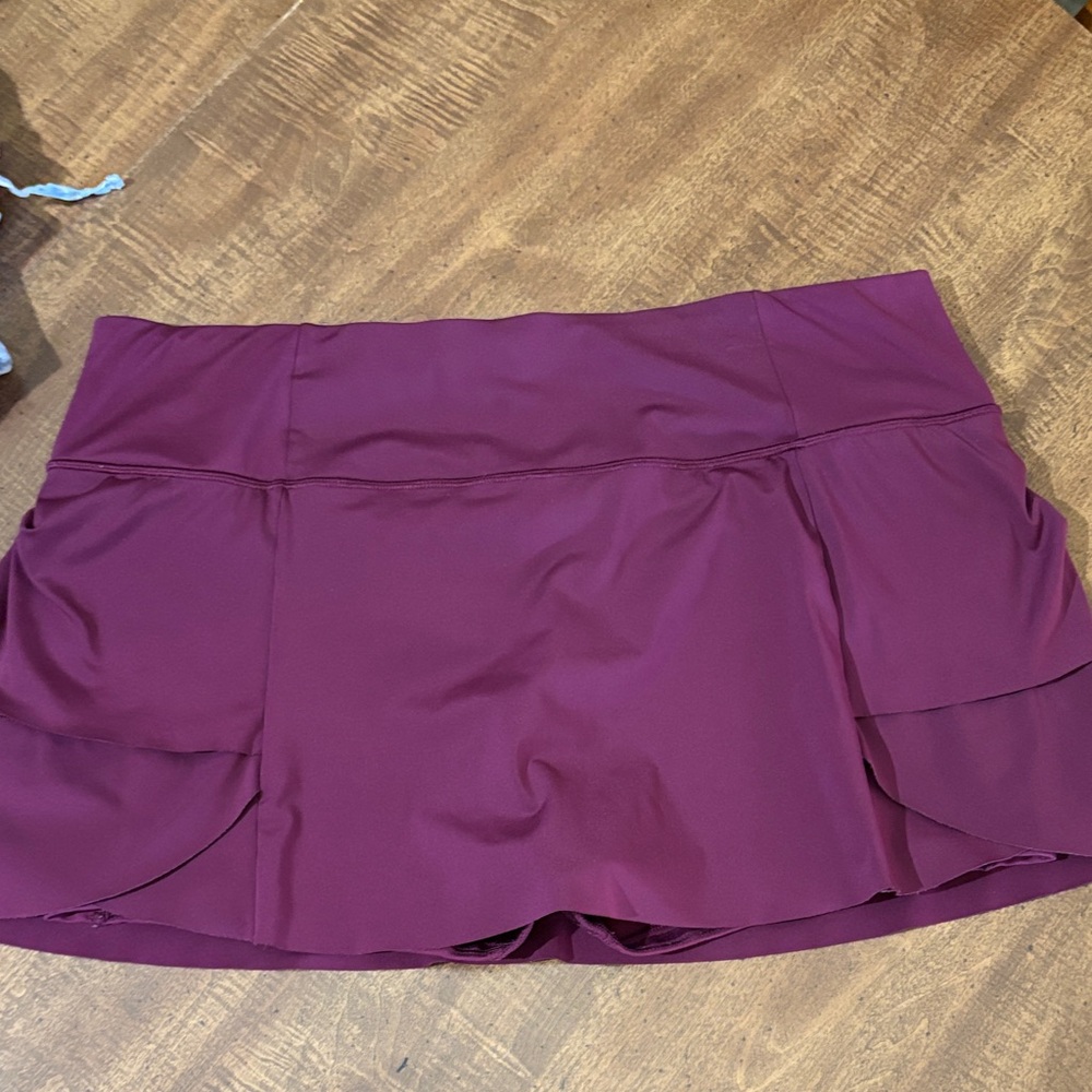 5 for $35- Athleta Women's Burgundy tennis skirt